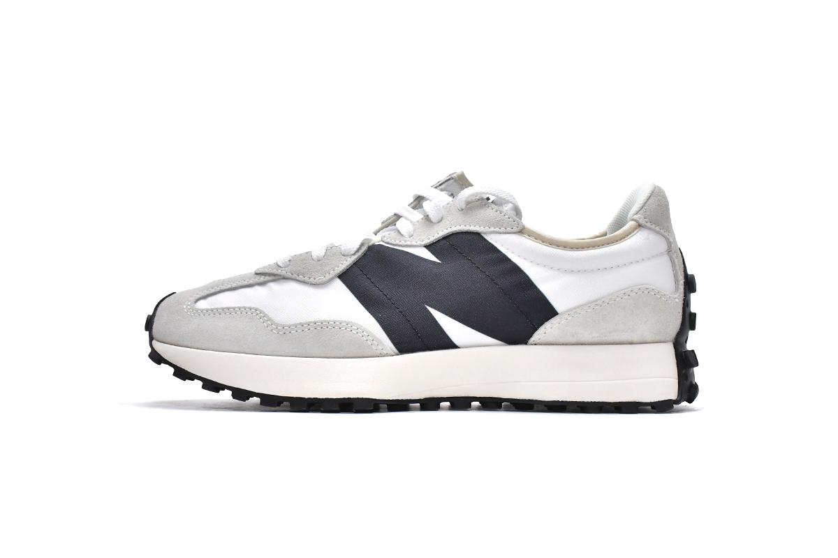 New Balance 327