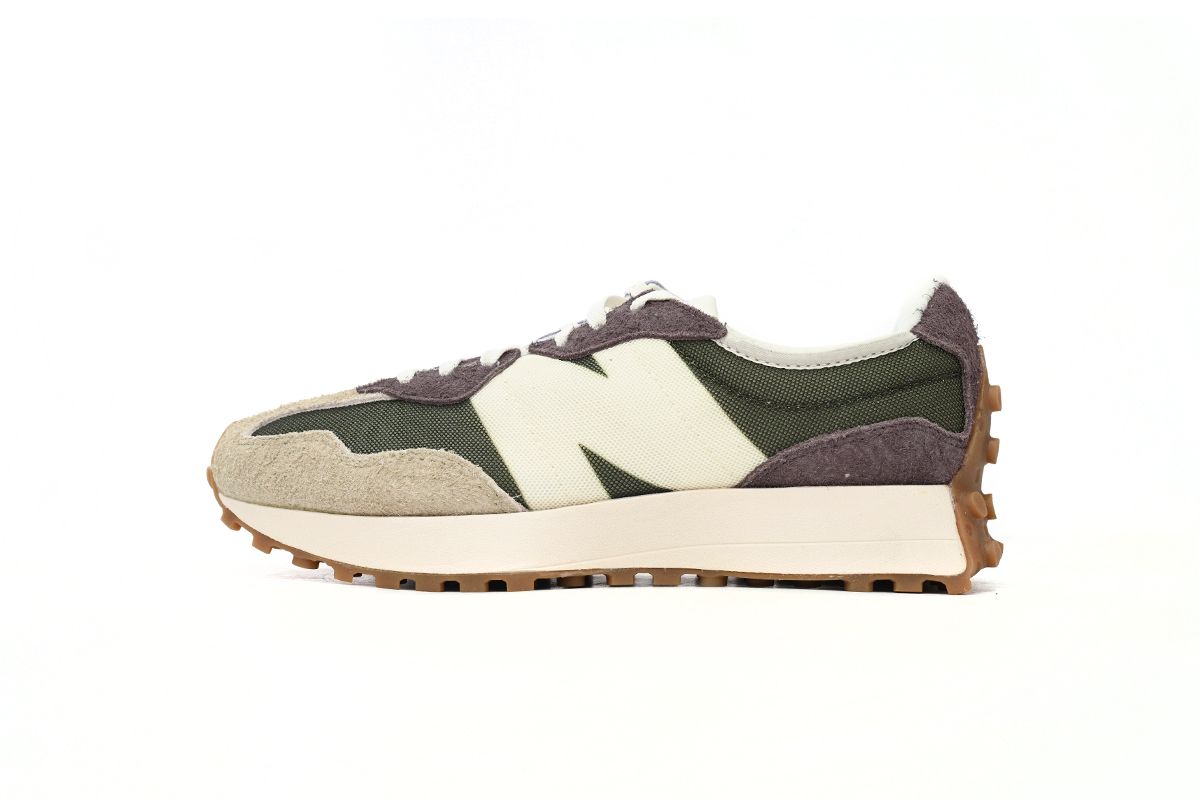 New Balance 327