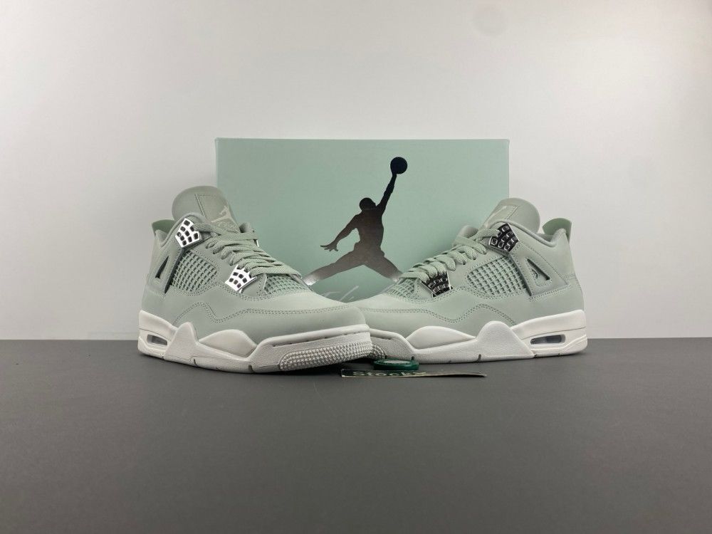 Nike air jordan 4