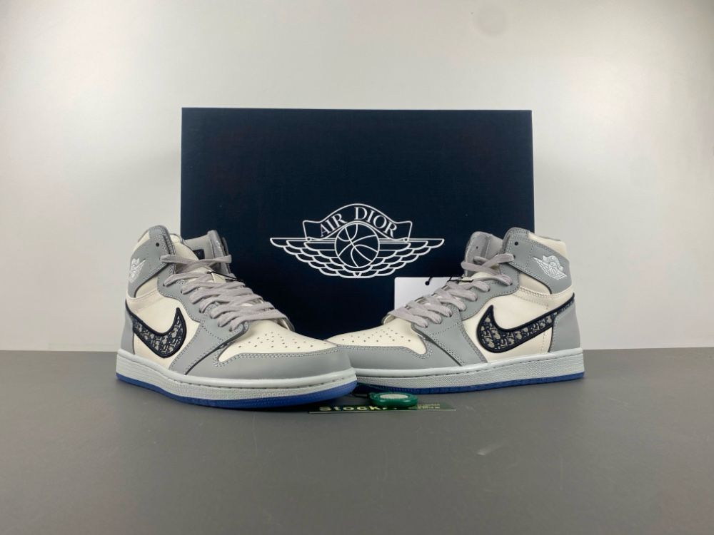 Nike Air Jordan 1 x dior