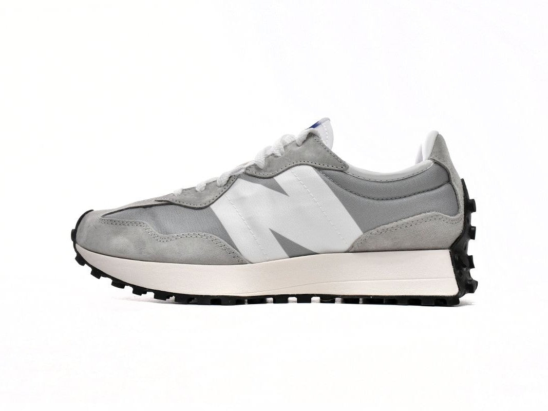 New Balance 327