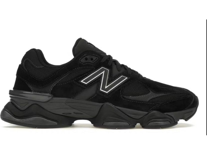 New Balance 9060 Triple Black