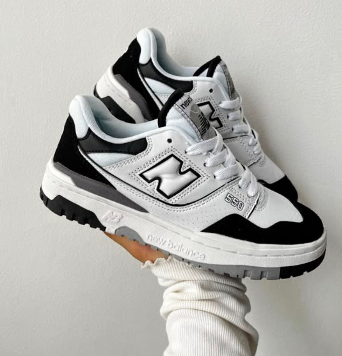 New Balance 550