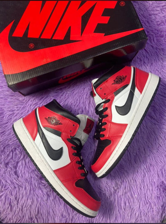 Nike Air Jordan 1