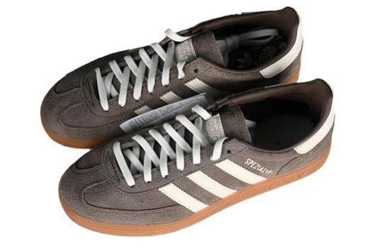 Adidas spezial