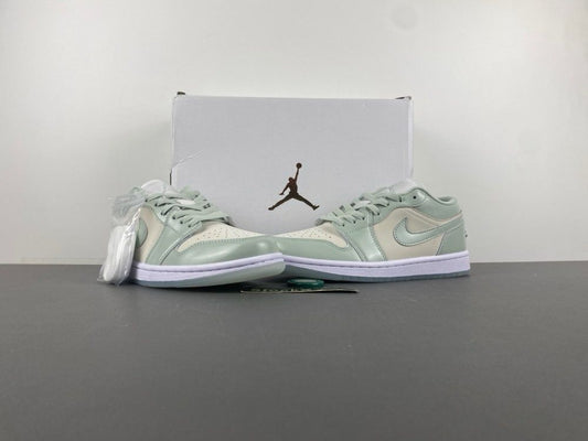 Nike Air Jordan 1 low