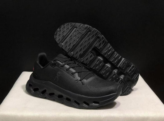 On cloud - Black